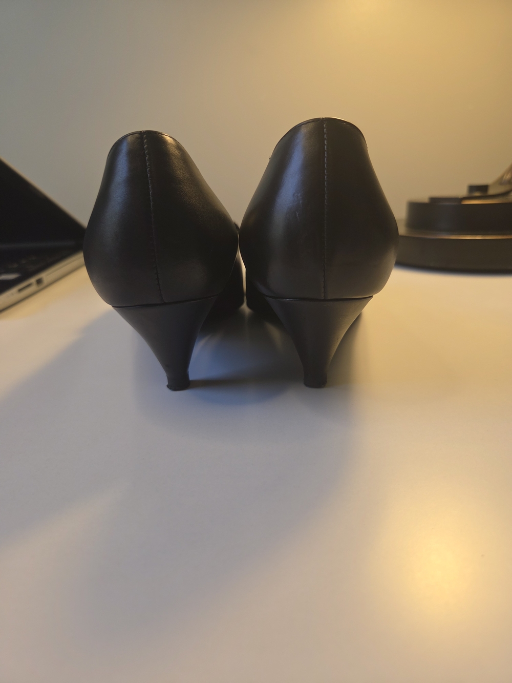 Saint Laurent Black Leather Studded Bow Pointed-Toe Heels - Picture 9 of 11
